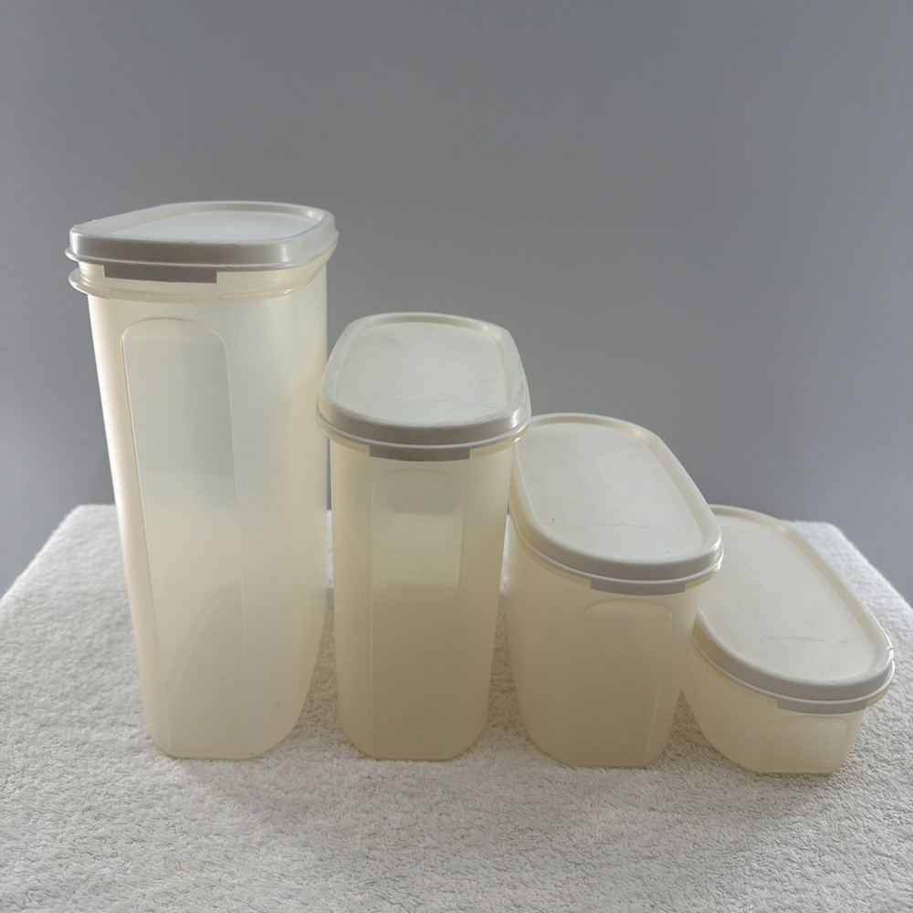 Tupperware Set Oval Containers White Seal Lids  # 1,2,3, And 5